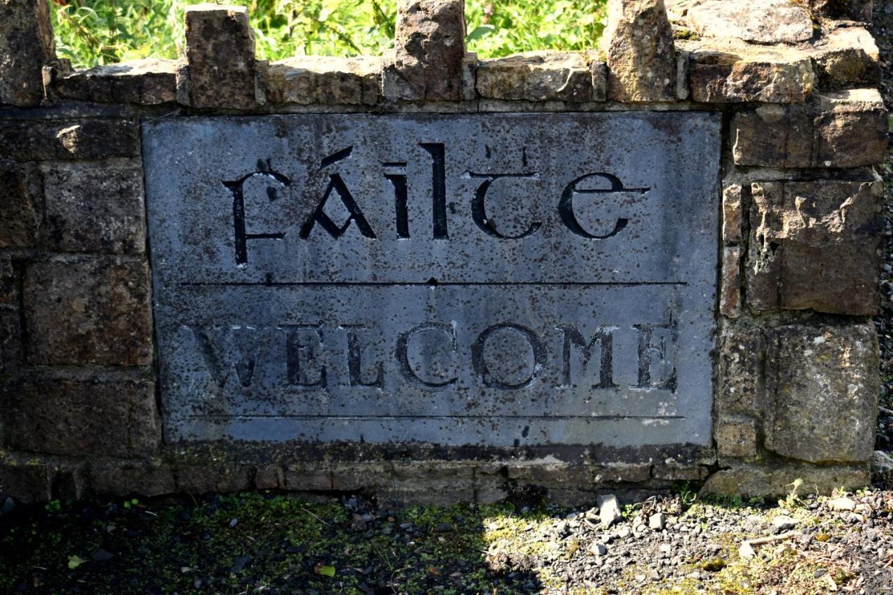 East Clare Golf Village Бодайк Экстерьер фото